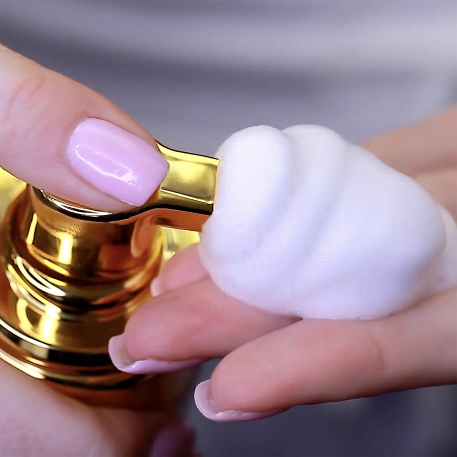 Hydrating Lava Foam Facial Cleanser (Rich with Vitamin E & A)